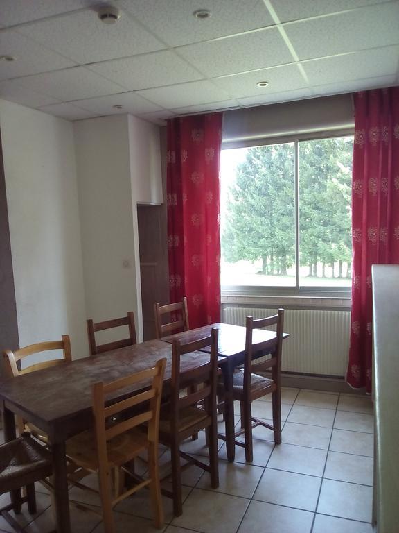 Longevilles-Mont-dʼOr La Roche Du Tresor Village Vacances מראה חיצוני תמונה