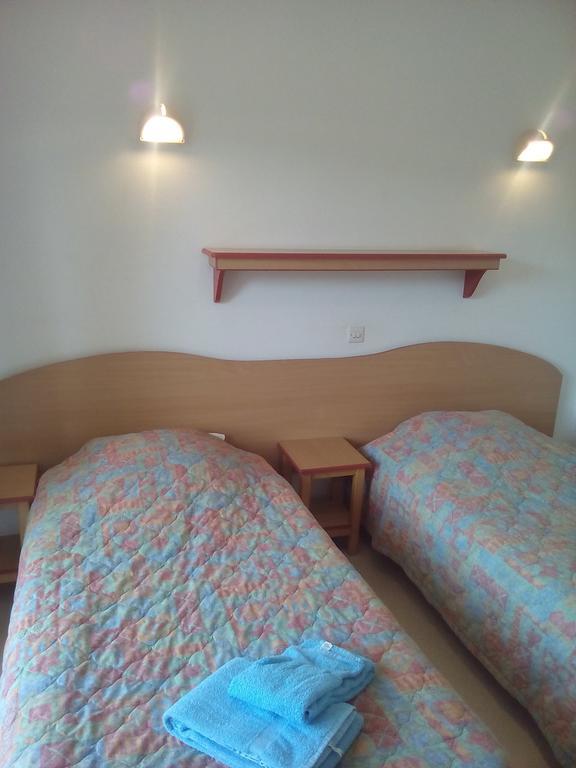 Longevilles-Mont-dʼOr La Roche Du Tresor Village Vacances מראה חיצוני תמונה